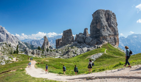 Wandelaars in de Dolomieten in Italië