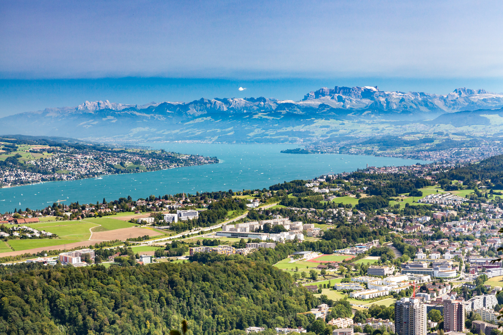 lac de Zürich en Suisse