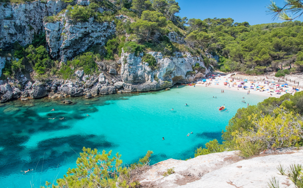 strand op menorca